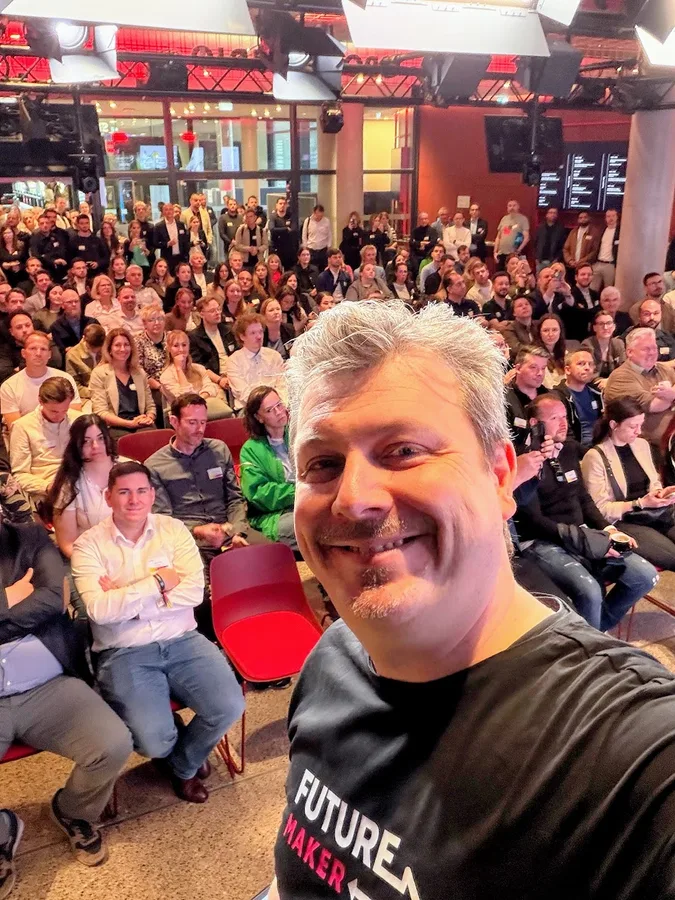 Opening keynote at ExperienceDay in front of over 400 guests